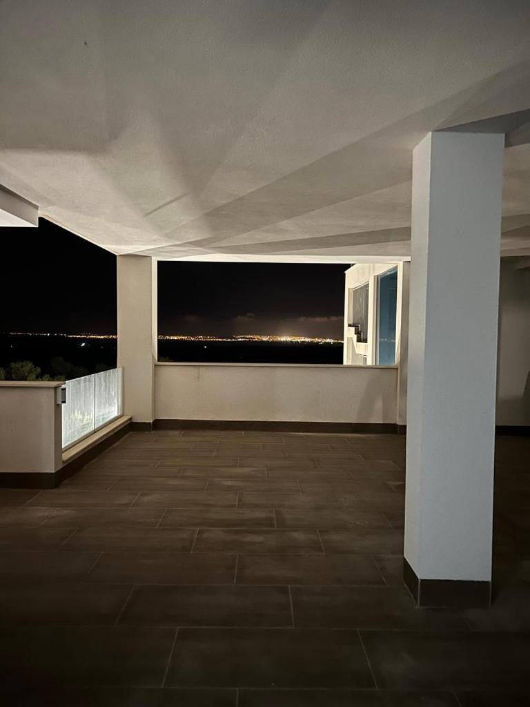 Tres Spacieux De Luxe Avec Vue Sur La Et Les Salines